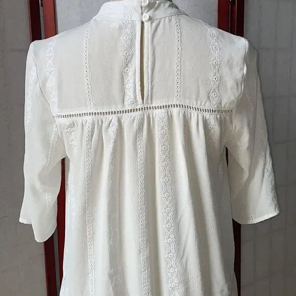 Anthropologie Leith White Lace High Neck Top with Eyelet Cut Outs (Size: Small) - Picture 14 of 16